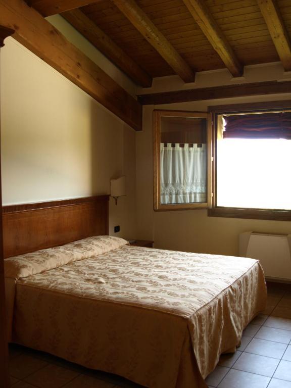 Hotel Fondo Catena Ferrara Camera foto